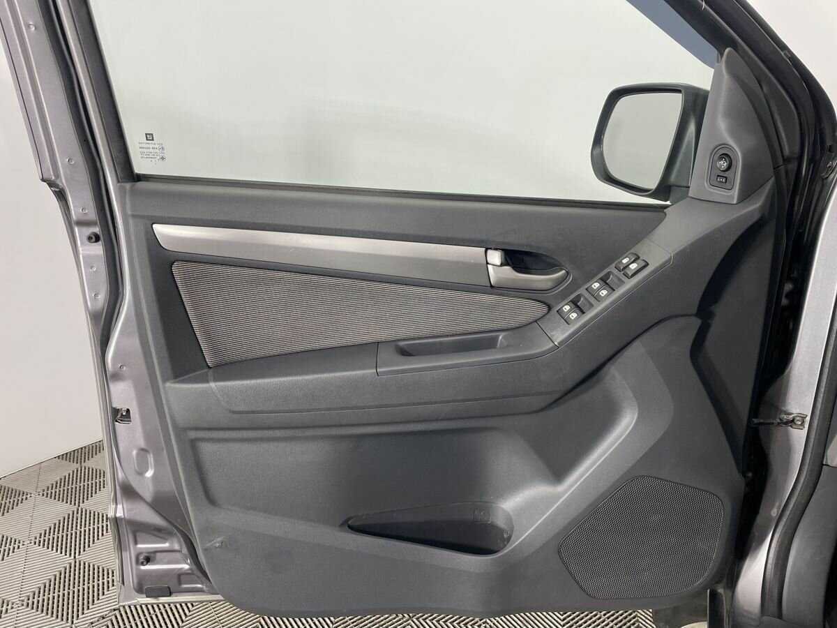 Купить Chevrolet TrailBlazer с пробегом. Фото: #7