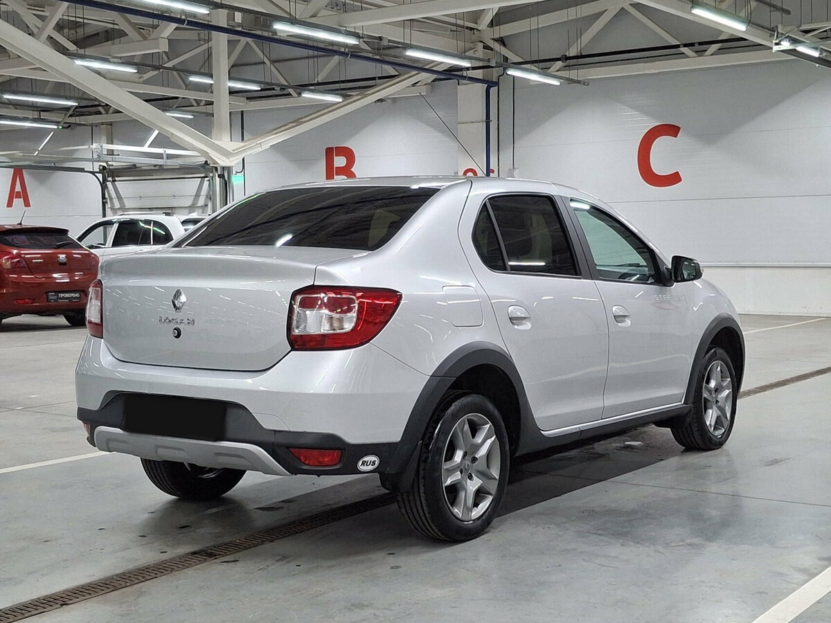 Купить Renault Logan с пробегом. Фото: #4