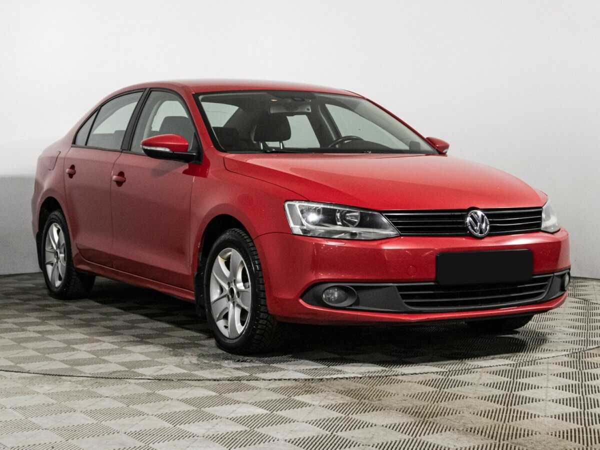 Купить Volkswagen Jetta с пробегом. Фото: #2