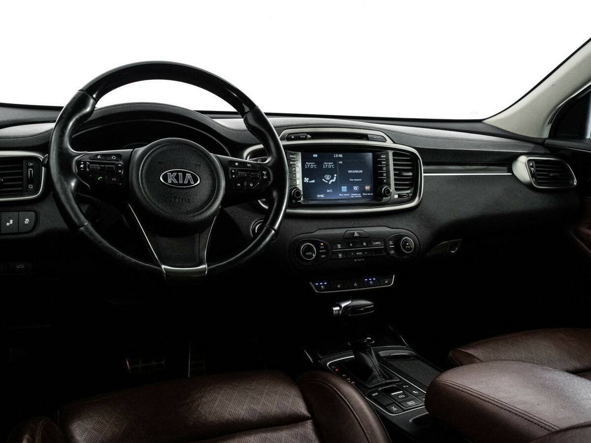 Купить Kia Sorento с пробегом. Фото: #10