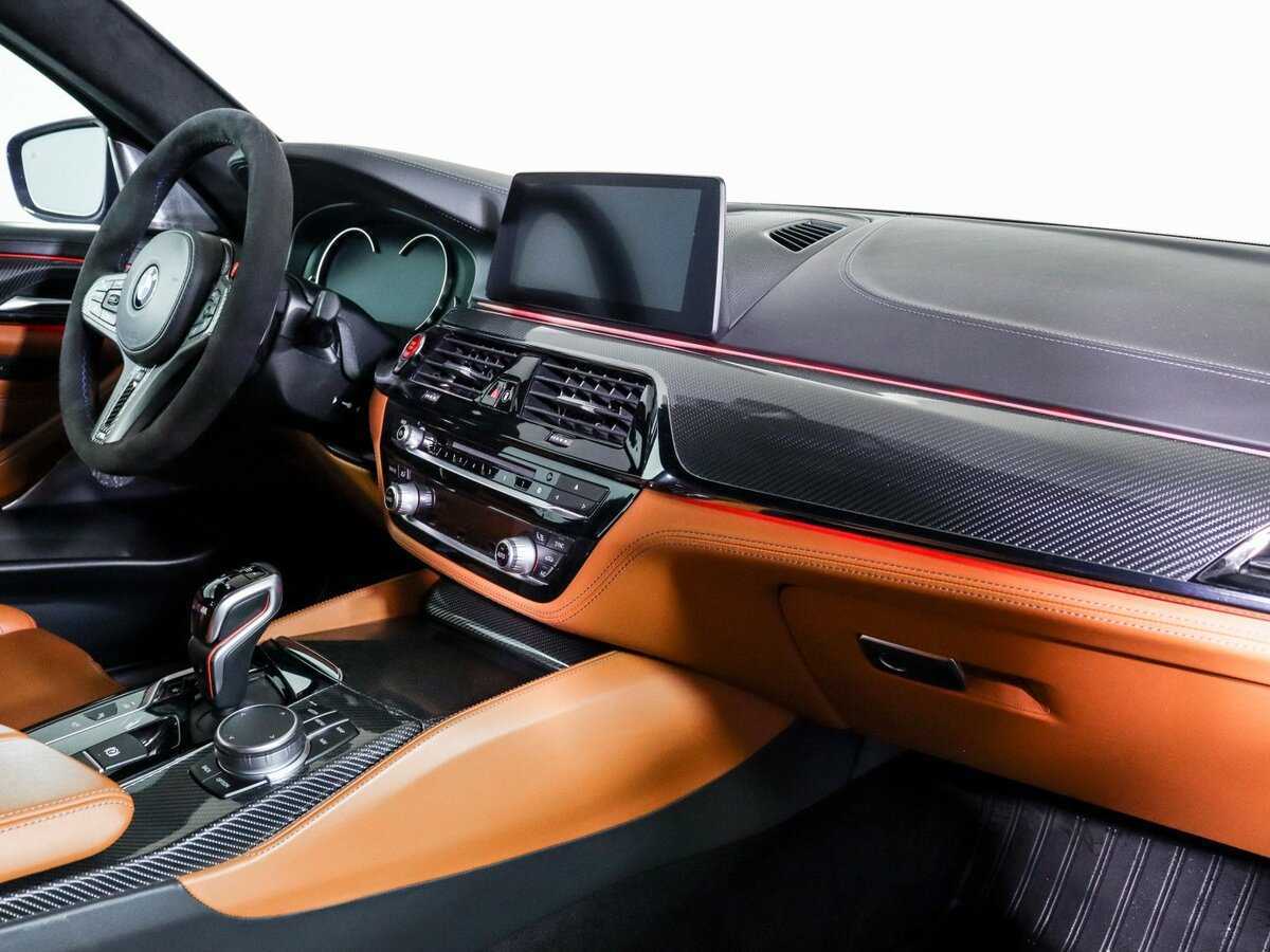 Купить BMW M5 с пробегом. Фото: #8