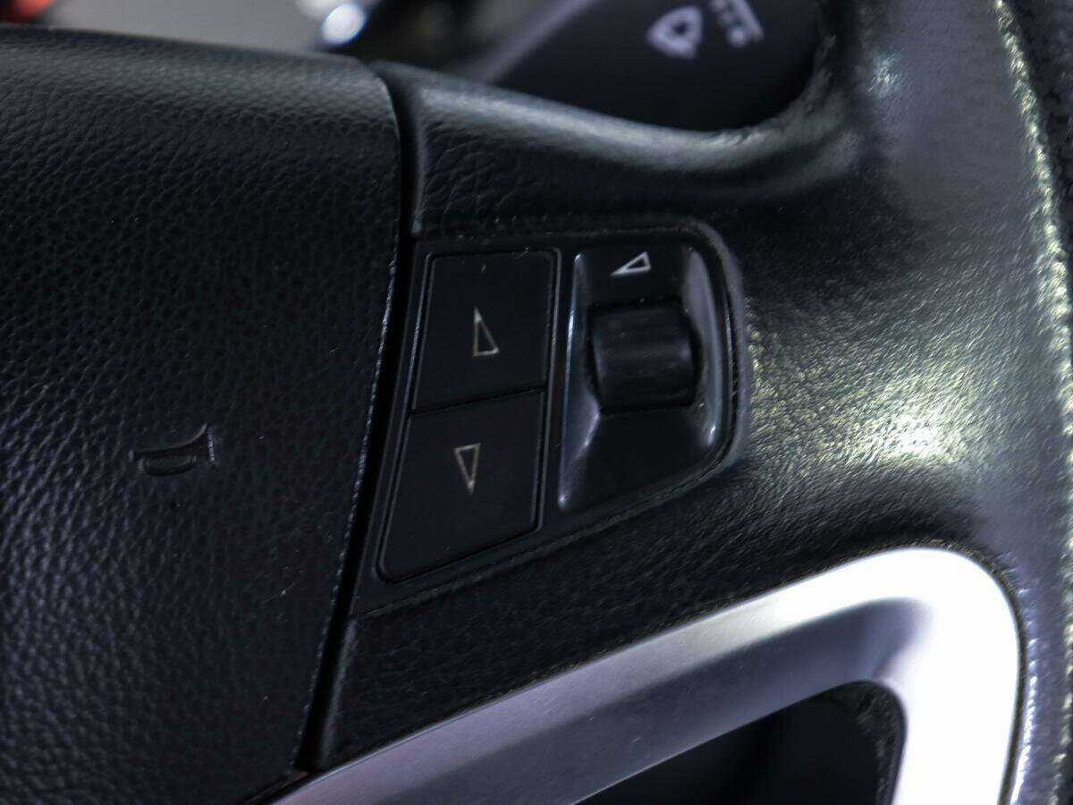 Купить Opel Antara с пробегом. Фото: #11