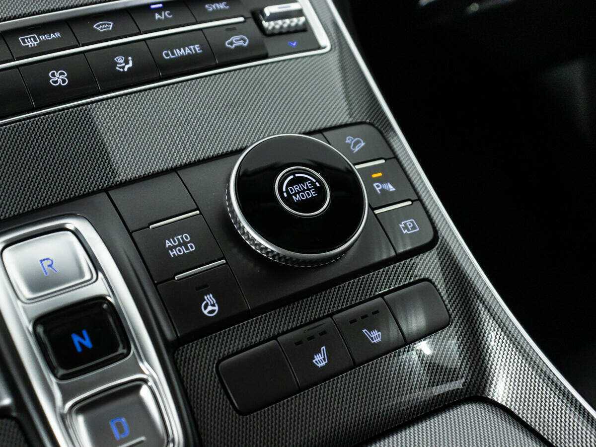 Купить Hyundai Santa Fe с пробегом. Фото: #18