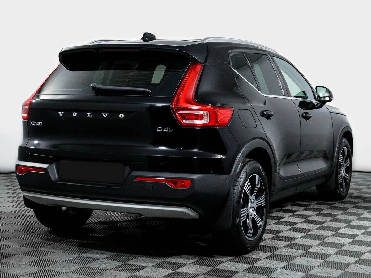 Купить Volvo XC40 с пробегом. Фото: #4
