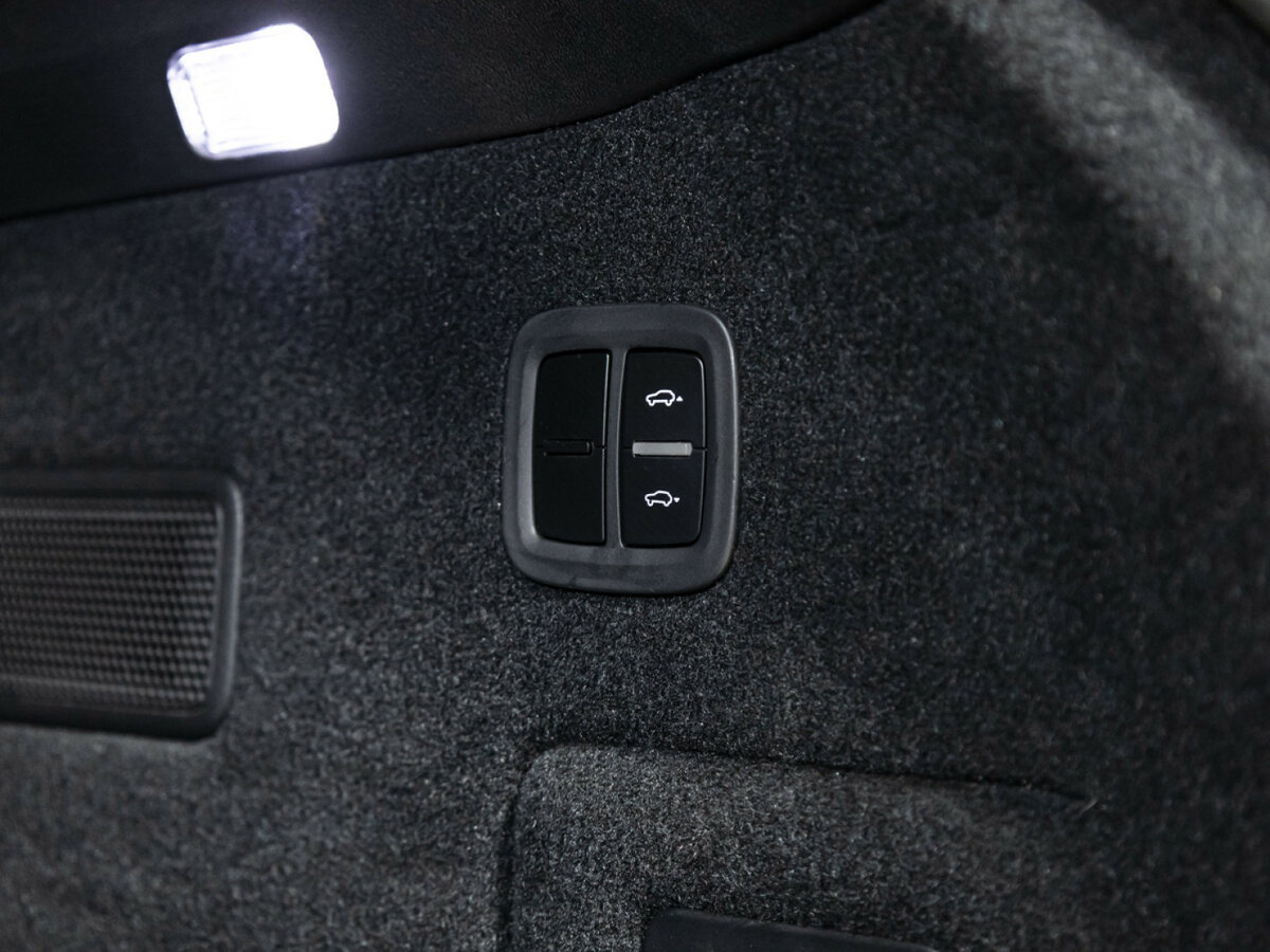 Купить Porsche Cayenne с пробегом. Фото: #26