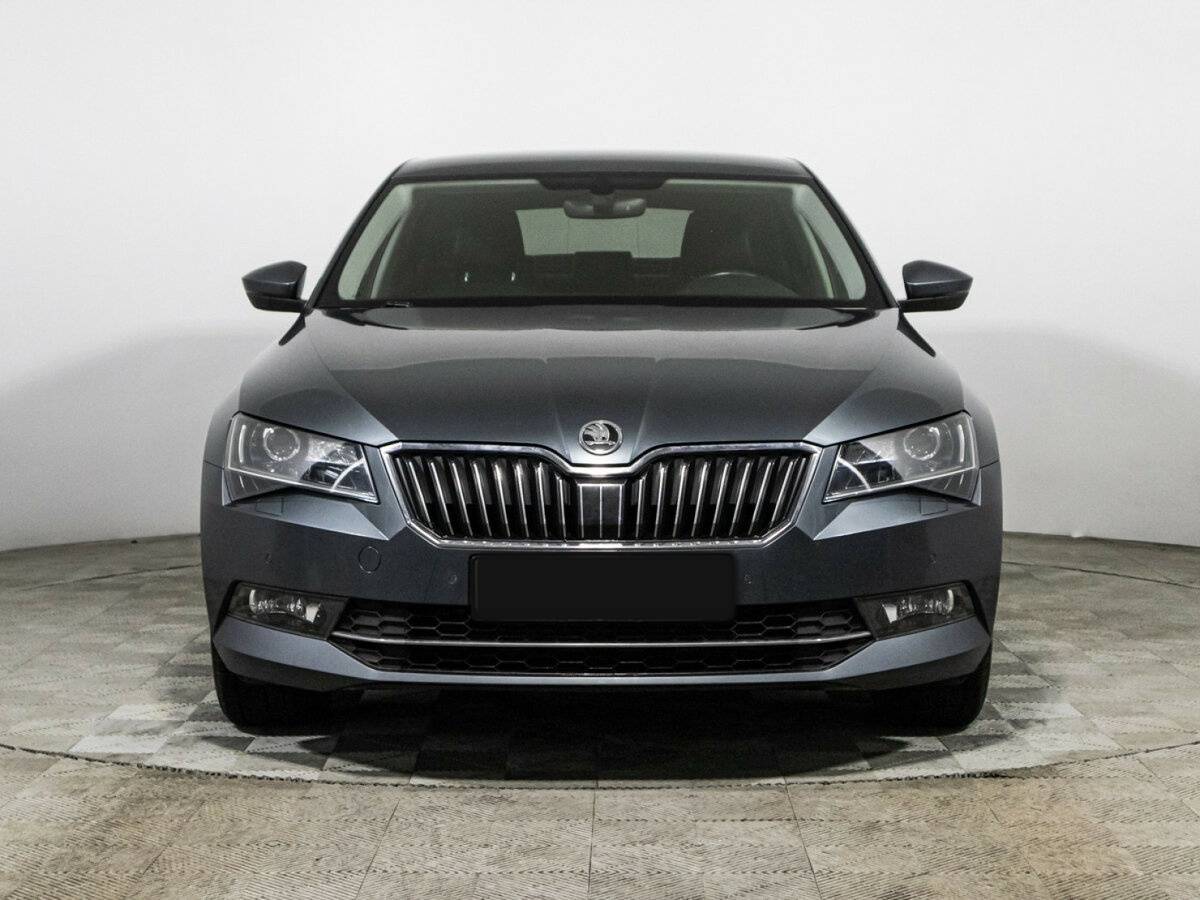 Купить Skoda Superb с пробегом. Фото: #1