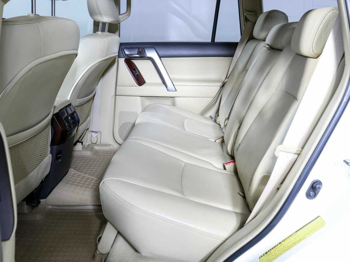 Купить Toyota Land Cruiser Prado с пробегом. Фото: #6