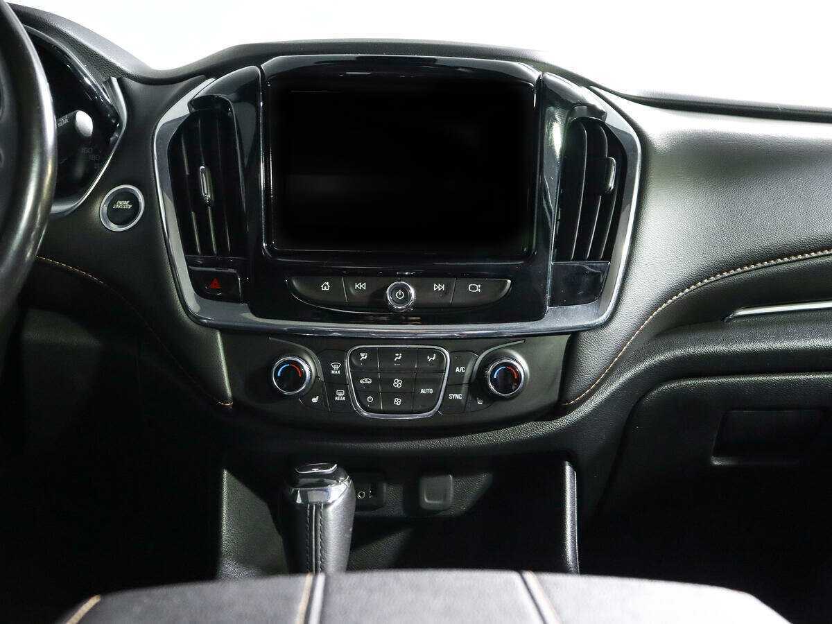 Купить Chevrolet Traverse с пробегом. Фото: #10