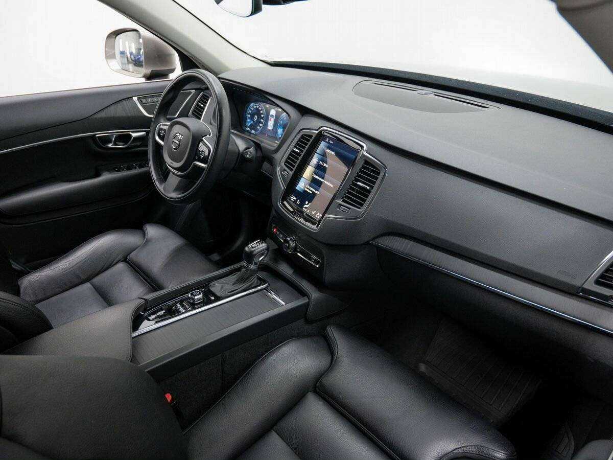 Купить Volvo XC90 с пробегом. Фото: #6