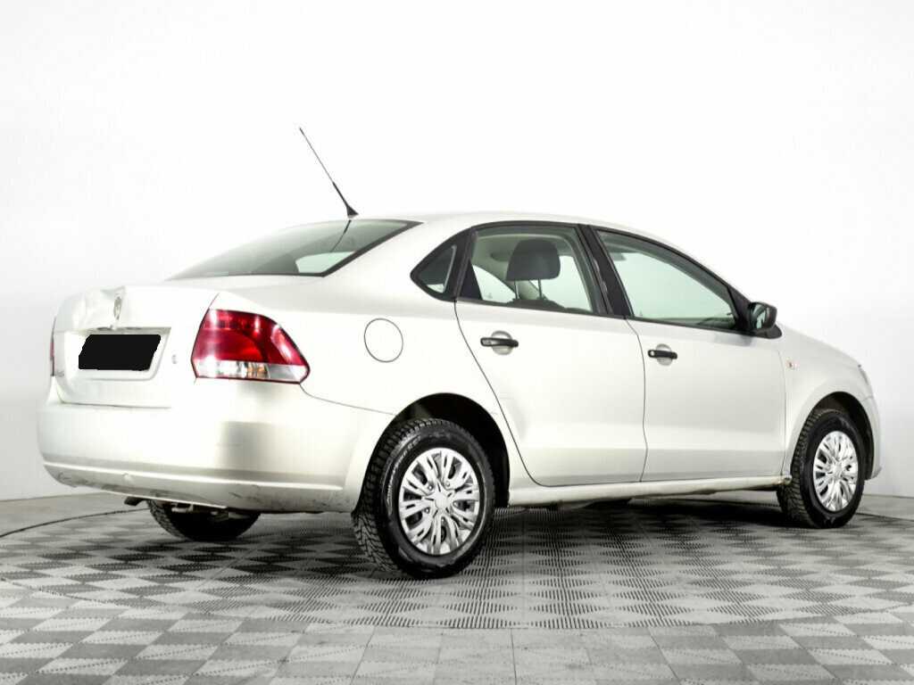 Купить Volkswagen Polo с пробегом. Фото: #4