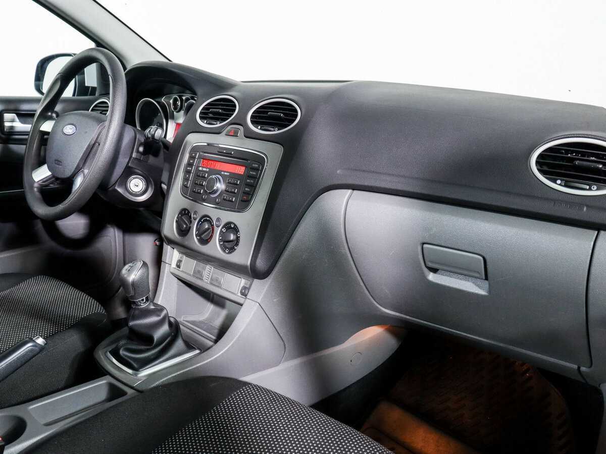 Купить Ford Focus с пробегом. Фото: #8