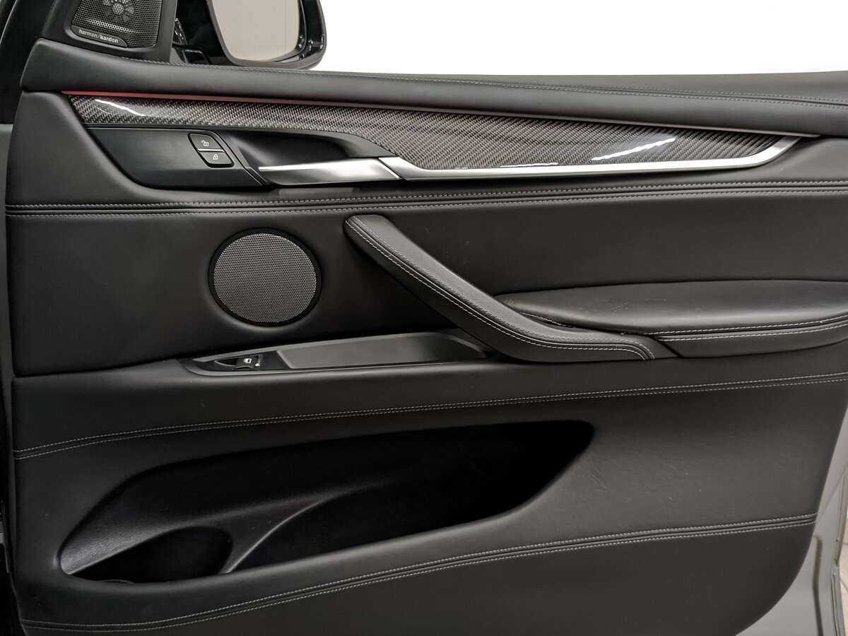 Купить BMW X5 M с пробегом. Фото: #17