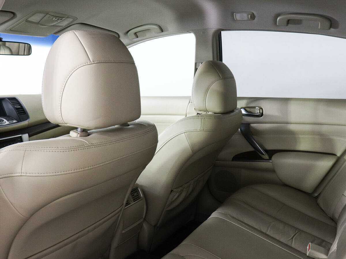 Купить Nissan Teana с пробегом. Фото: #11