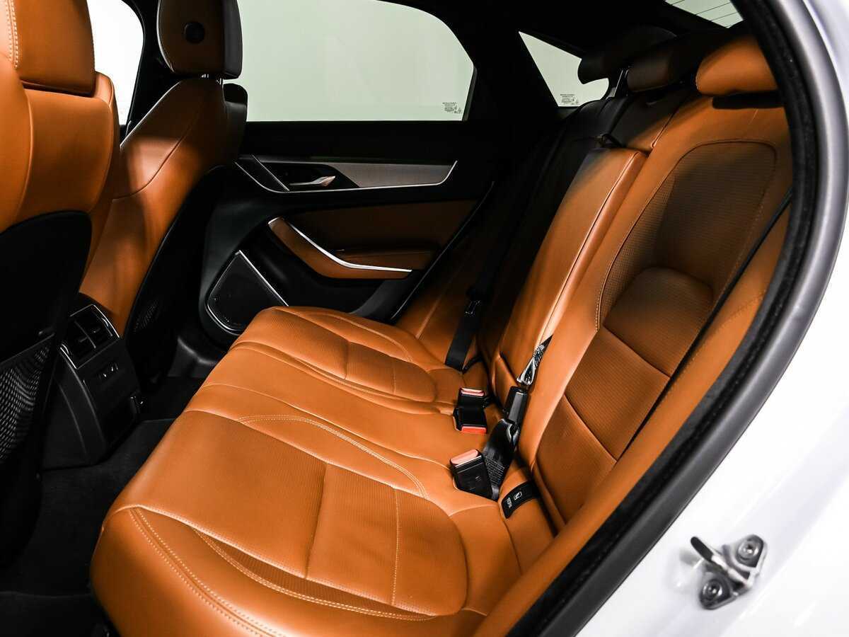 Купить Jaguar XF с пробегом. Фото: #13