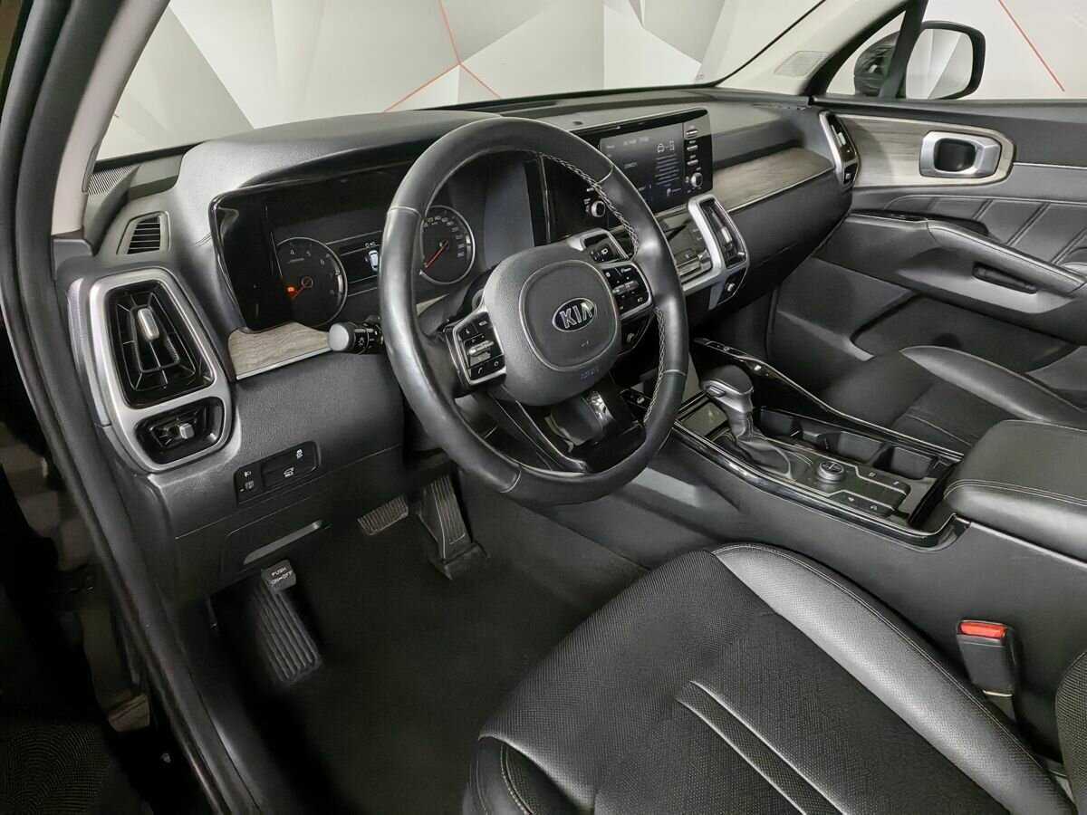Купить Kia Sorento с пробегом. Фото: #12