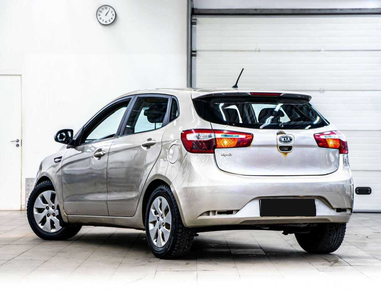 Купить Kia Rio с пробегом. Фото: #2