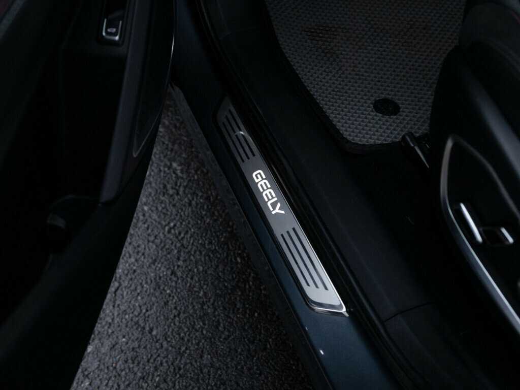 Купить Geely Tugella с пробегом. Фото: #34