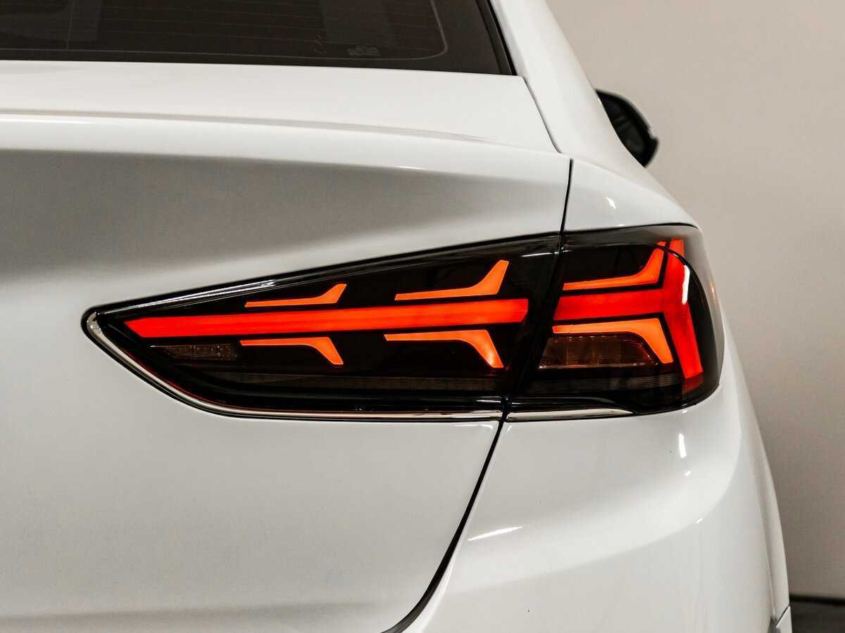 Купить Hyundai Sonata с пробегом. Фото: #6
