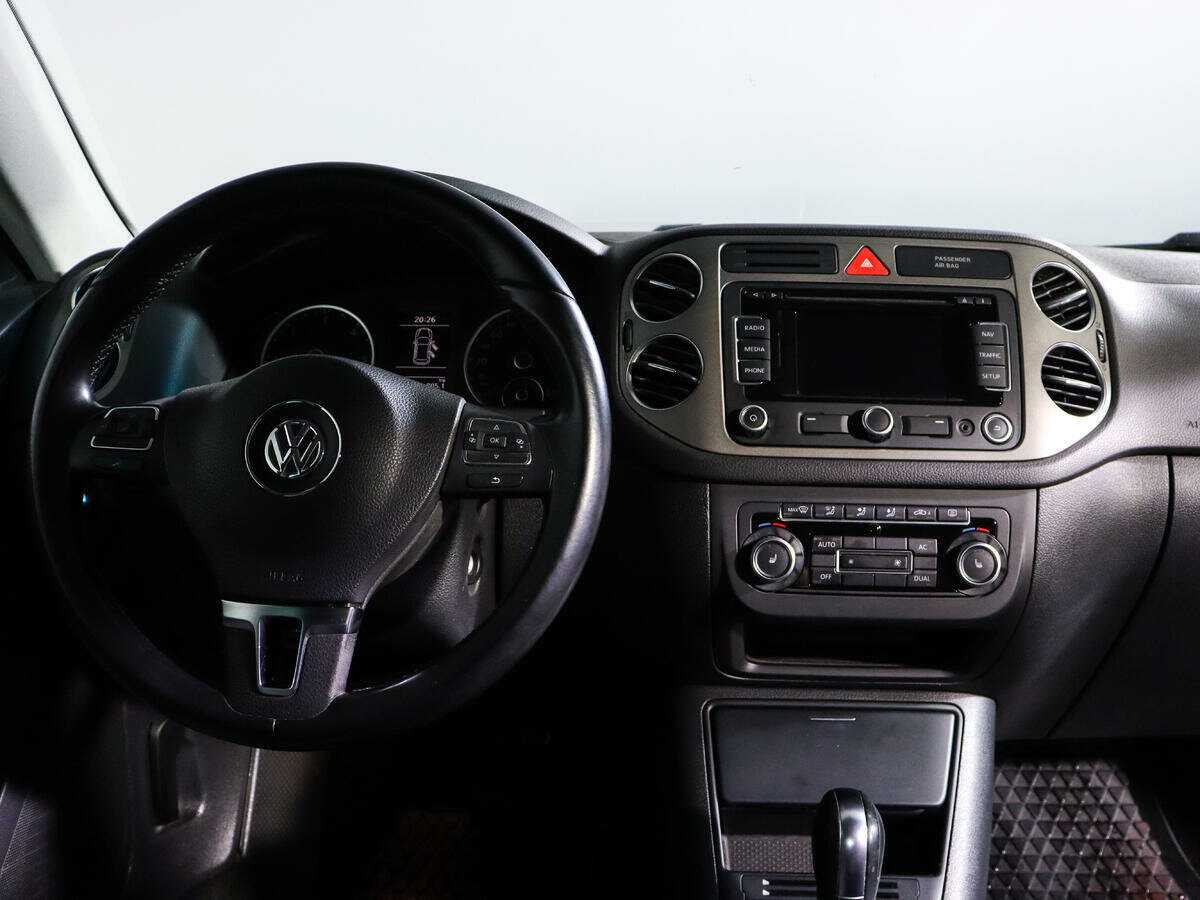 Купить Volkswagen Tiguan с пробегом. Фото: #10