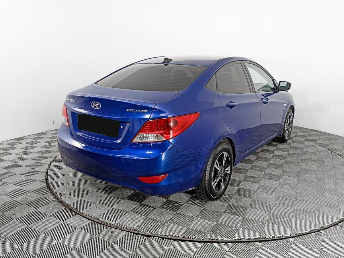Купить Hyundai Solaris с пробегом. Фото: #4
