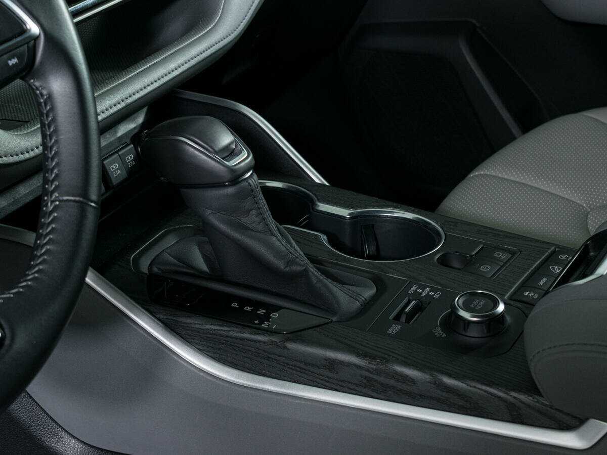 Купить Toyota Highlander с пробегом. Фото: #18