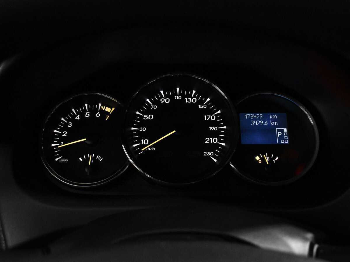 Купить Renault Megane с пробегом. Фото: #19