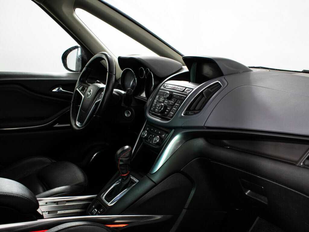 Купить Opel Zafira с пробегом. Фото: #8