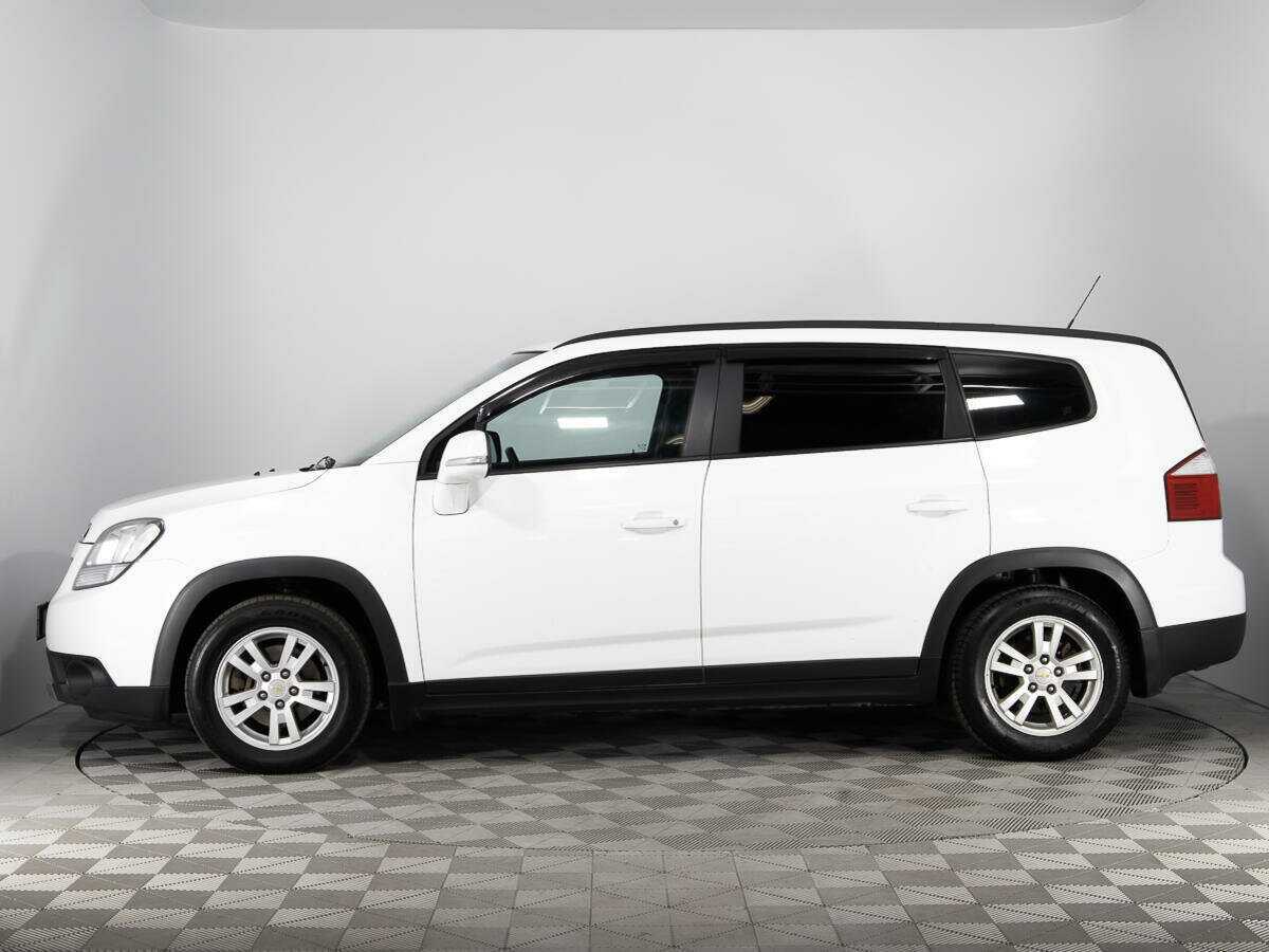 Купить Chevrolet Orlando с пробегом. Фото: #7