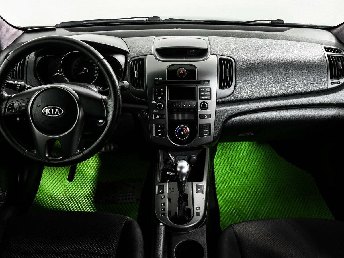 Купить Kia Cerato с пробегом. Фото: #10