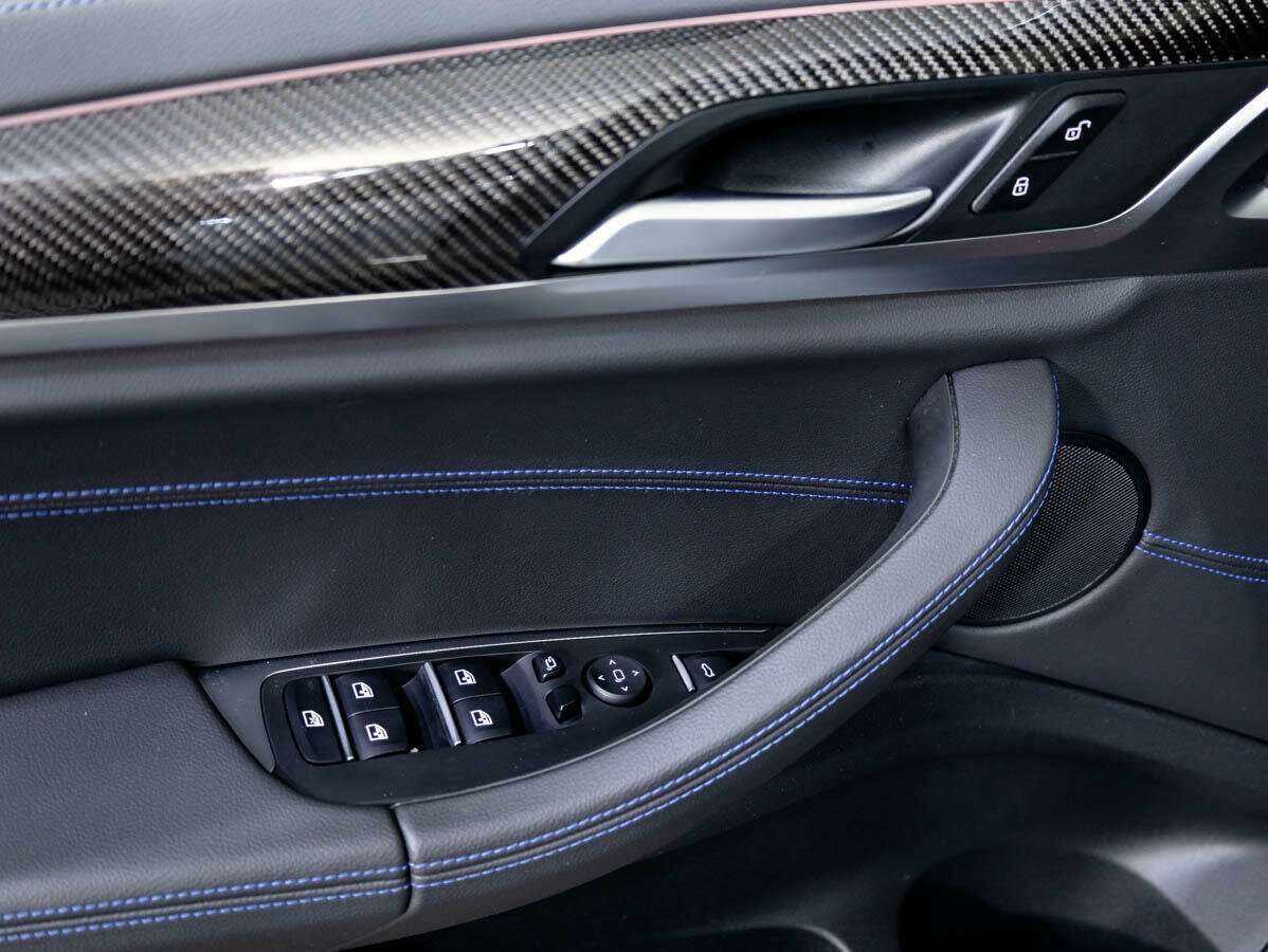 Купить BMW X3 с пробегом. Фото: #18