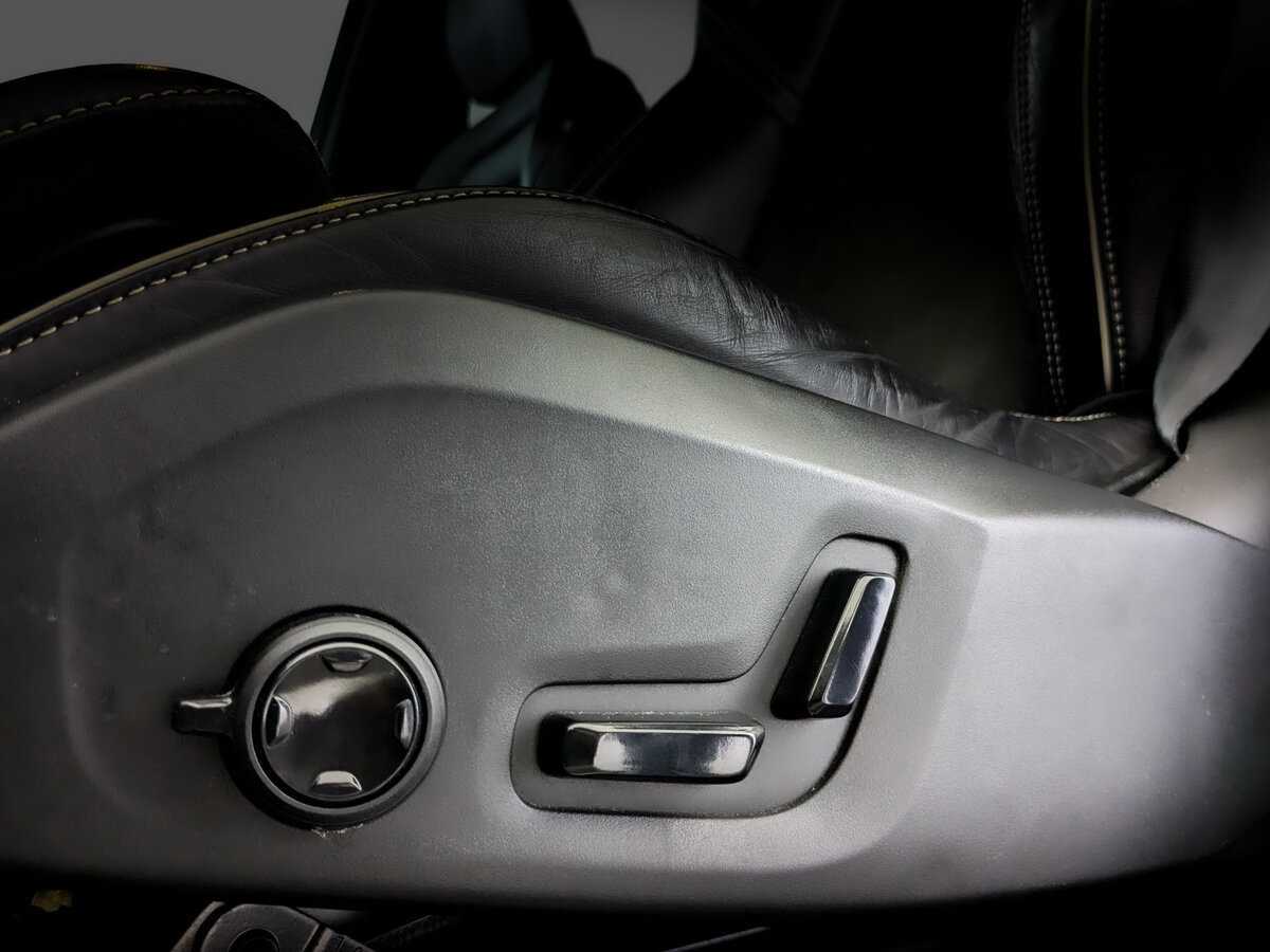 Купить Volvo XC90 с пробегом. Фото: #20