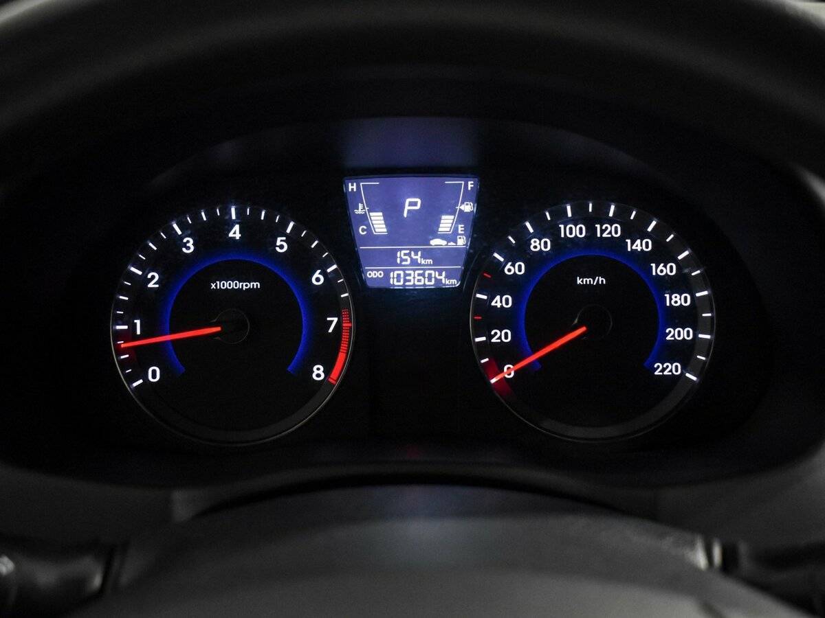 Купить Hyundai Solaris с пробегом. Фото: #16
