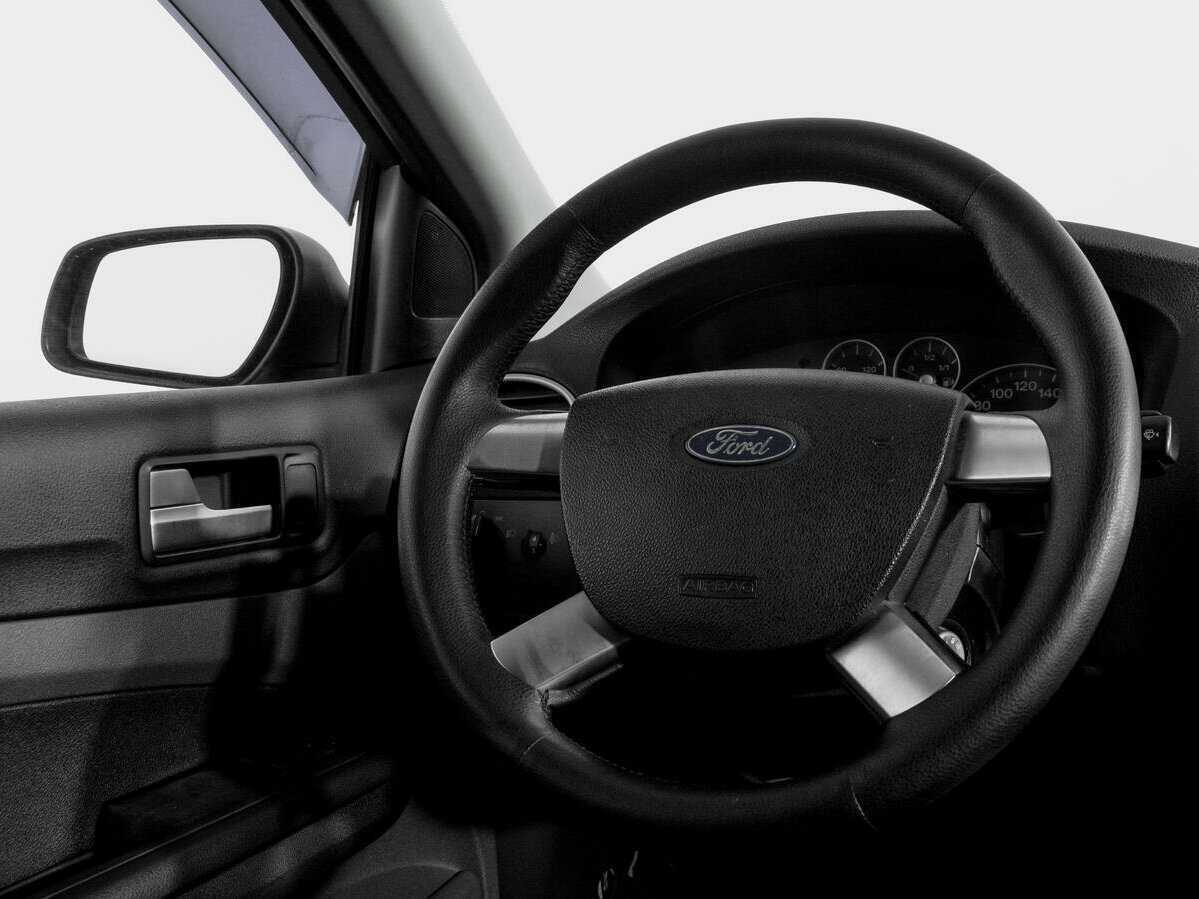 Купить Ford Focus с пробегом. Фото: #13