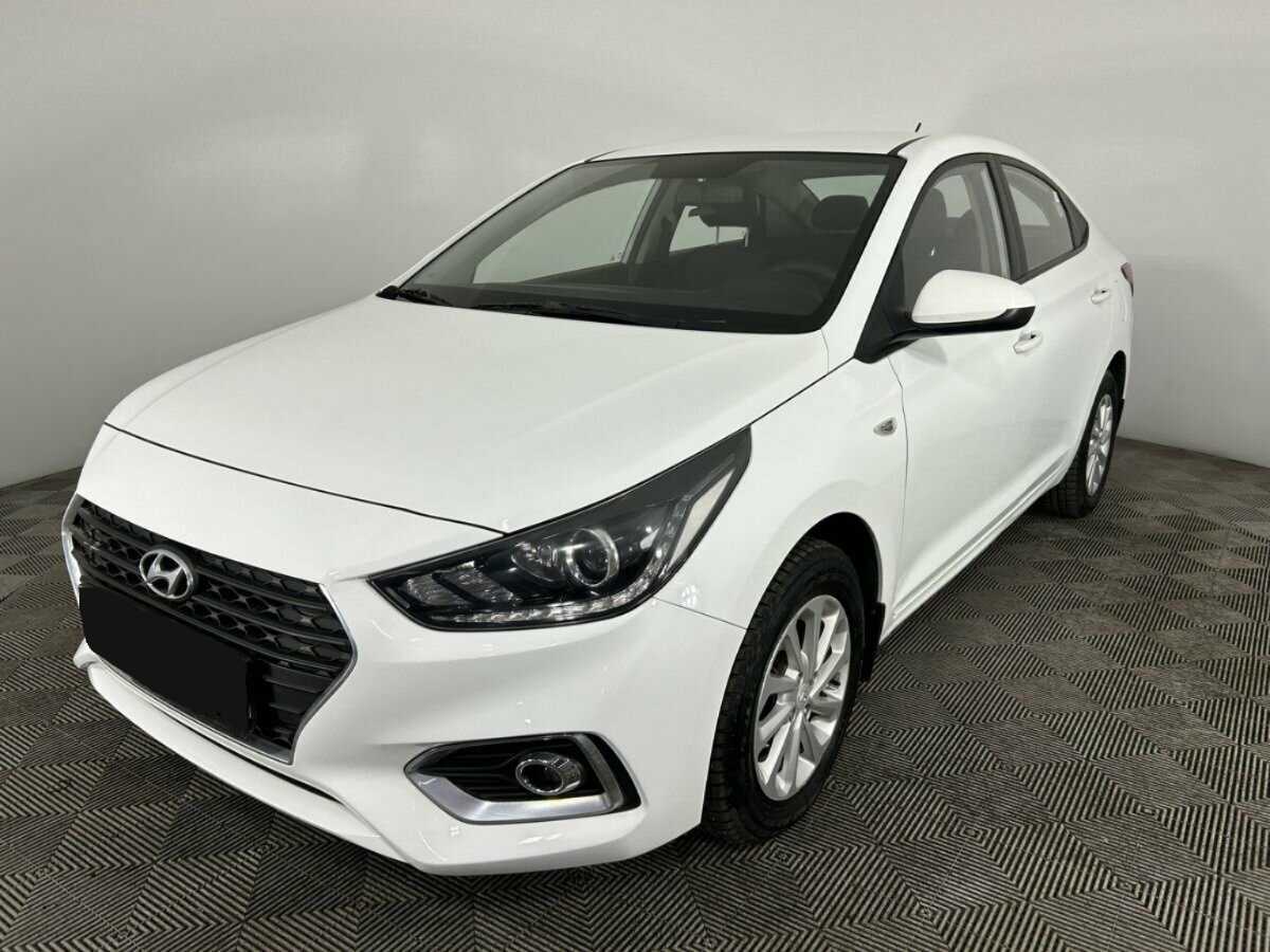 Купить Hyundai Solaris с пробегом. Фото: #0