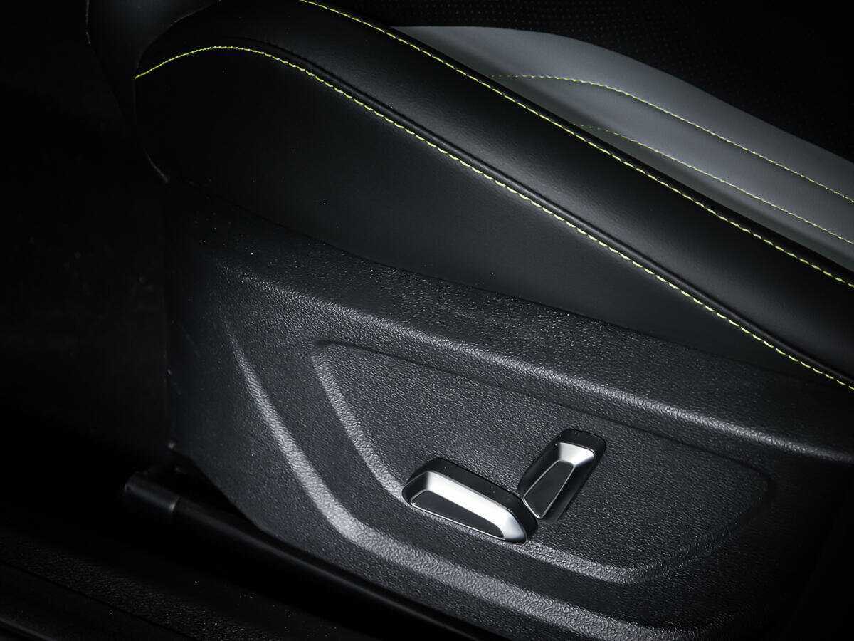 Купить Geely Coolray с пробегом. Фото: #15