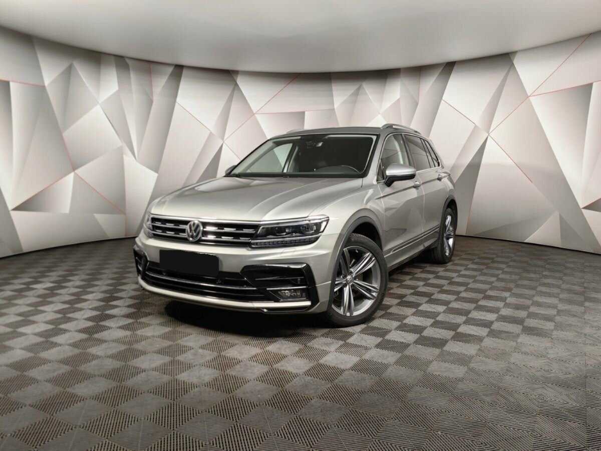 Купить Volkswagen Tiguan с пробегом. Посмотреть фото
