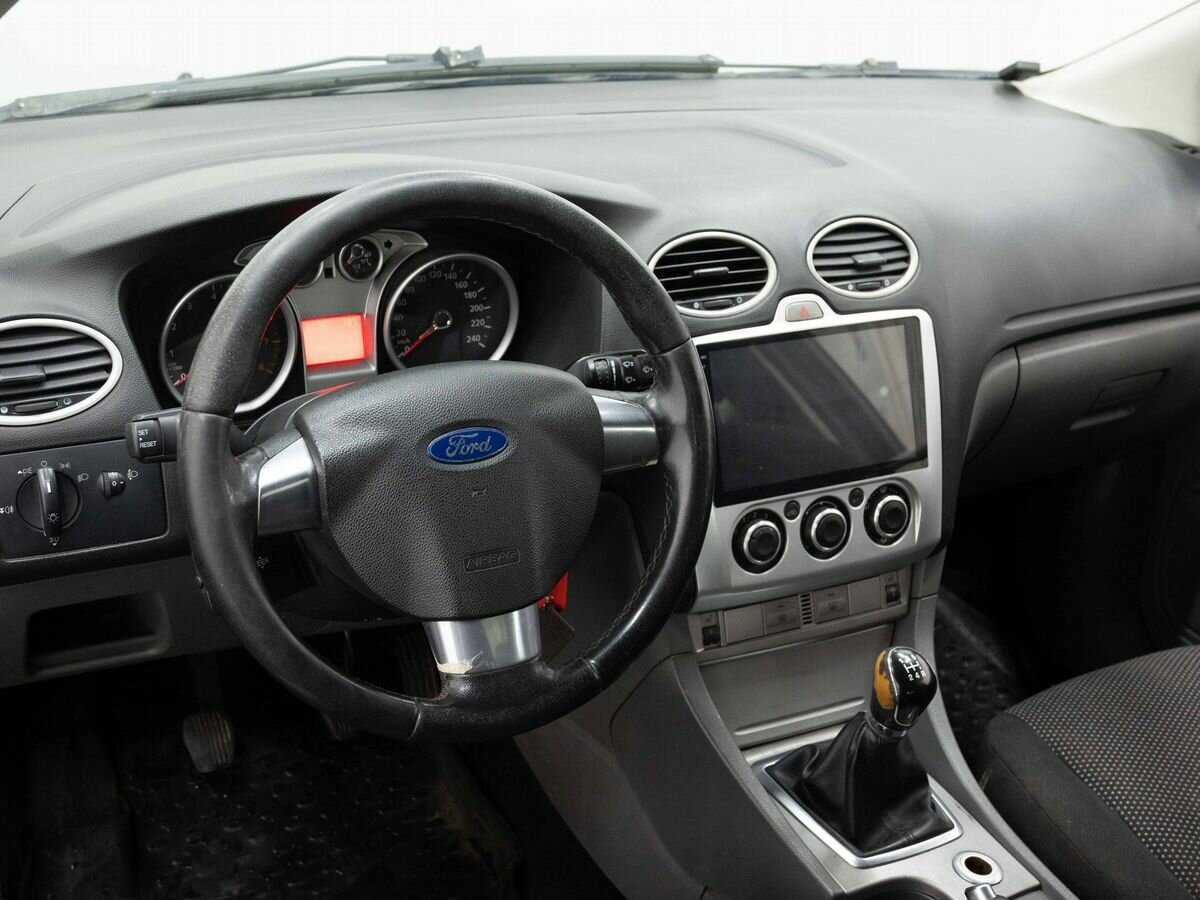 Купить Ford Focus с пробегом. Фото: #10