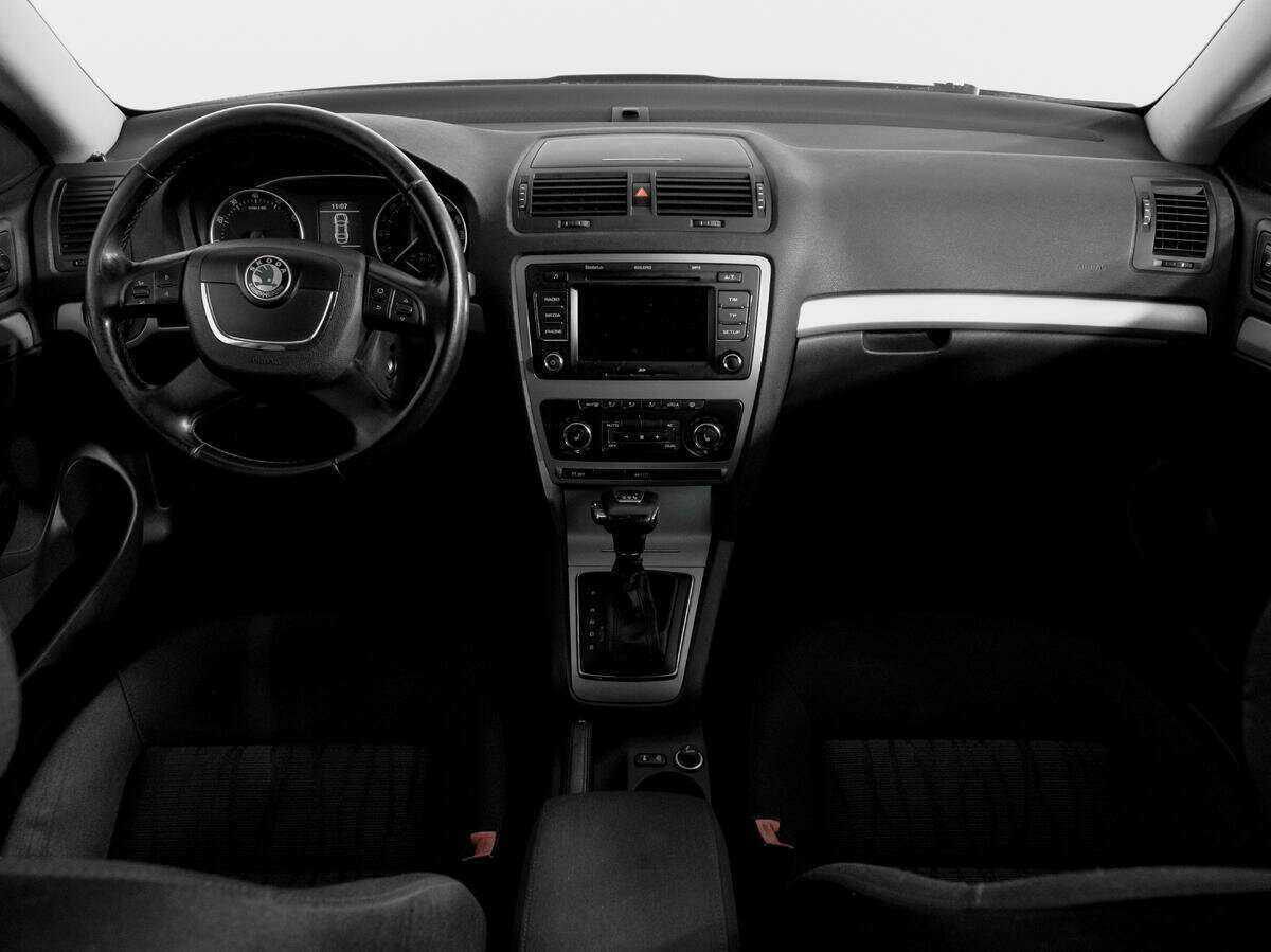 Купить Skoda Octavia с пробегом. Фото: #11