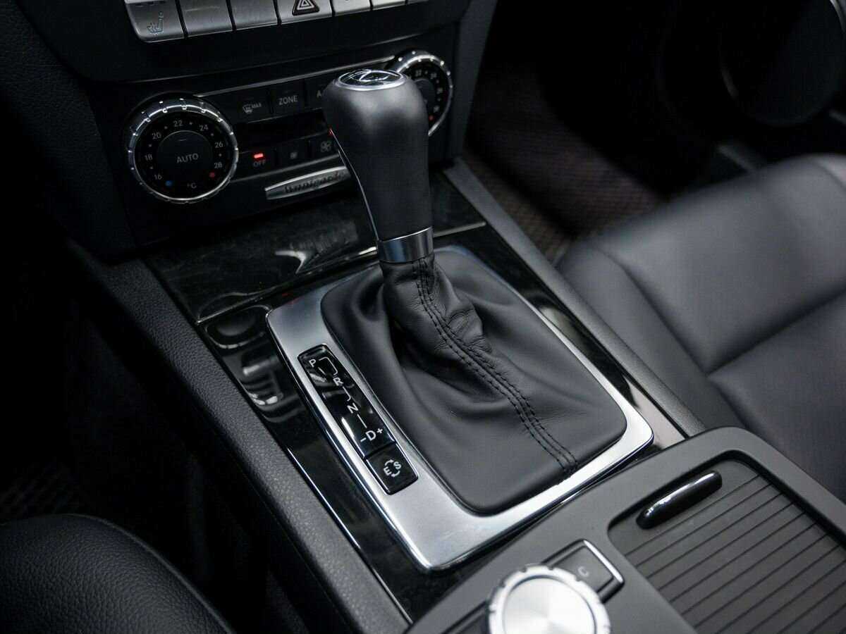 Купить Mercedes-Benz C-Класс с пробегом. Фото: #20