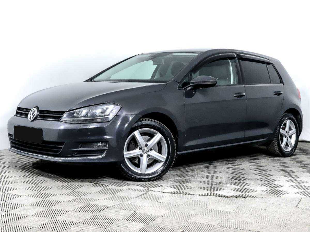 Купить Volkswagen Golf с пробегом. Посмотреть фото