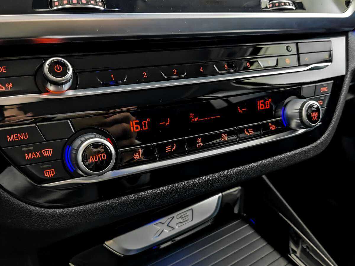 Купить BMW X3 с пробегом. Фото: #20