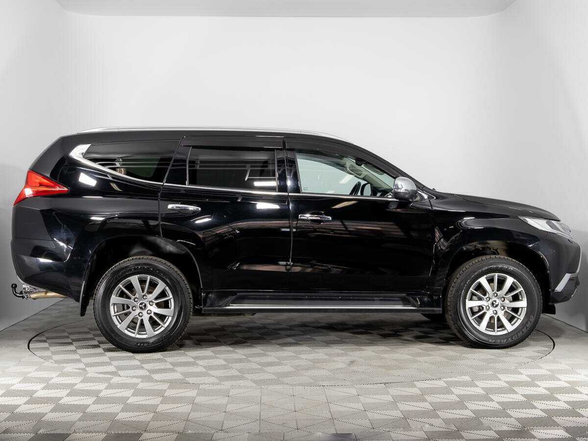 Купить Mitsubishi Pajero Sport с пробегом. Фото: #3