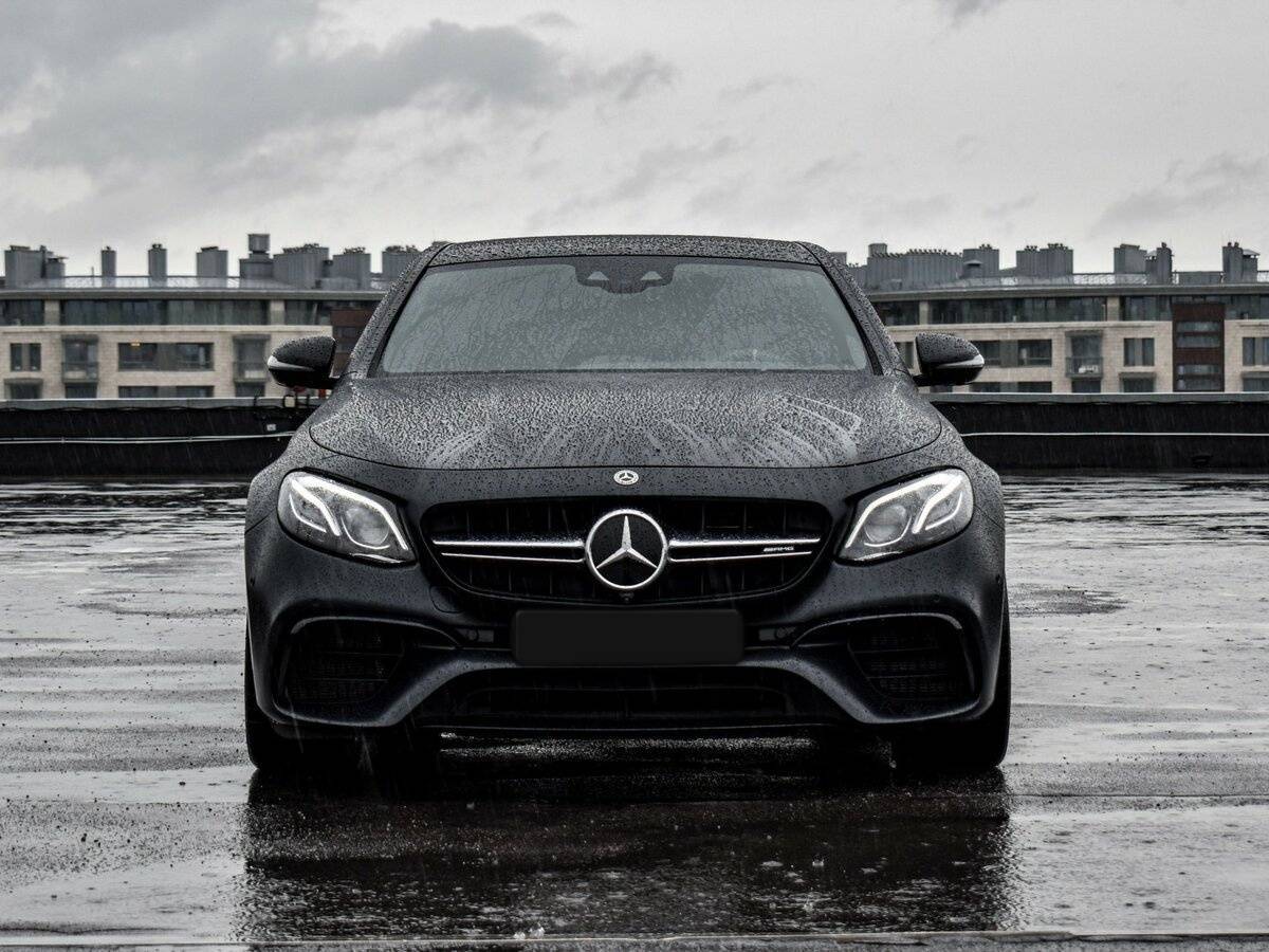 Купить Mercedes-Benz E-Класс AMG с пробегом. Фото: #1
