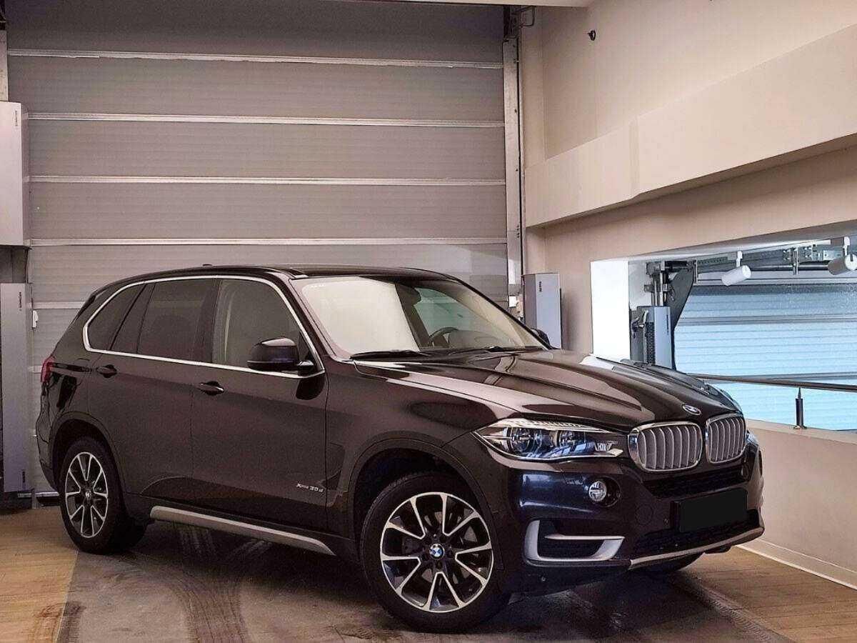 Купить BMW X5 с пробегом. Фото: #2