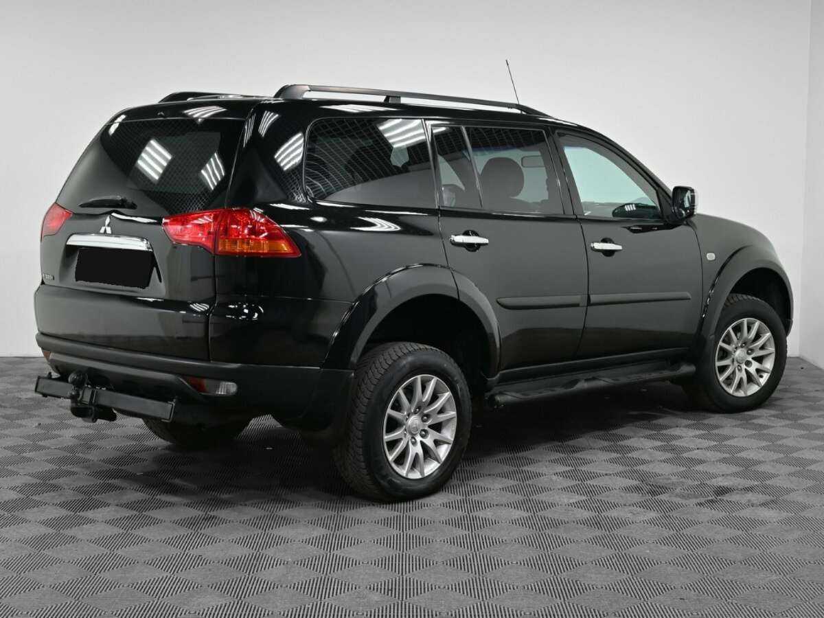 Купить Mitsubishi Pajero Sport с пробегом. Фото: #1