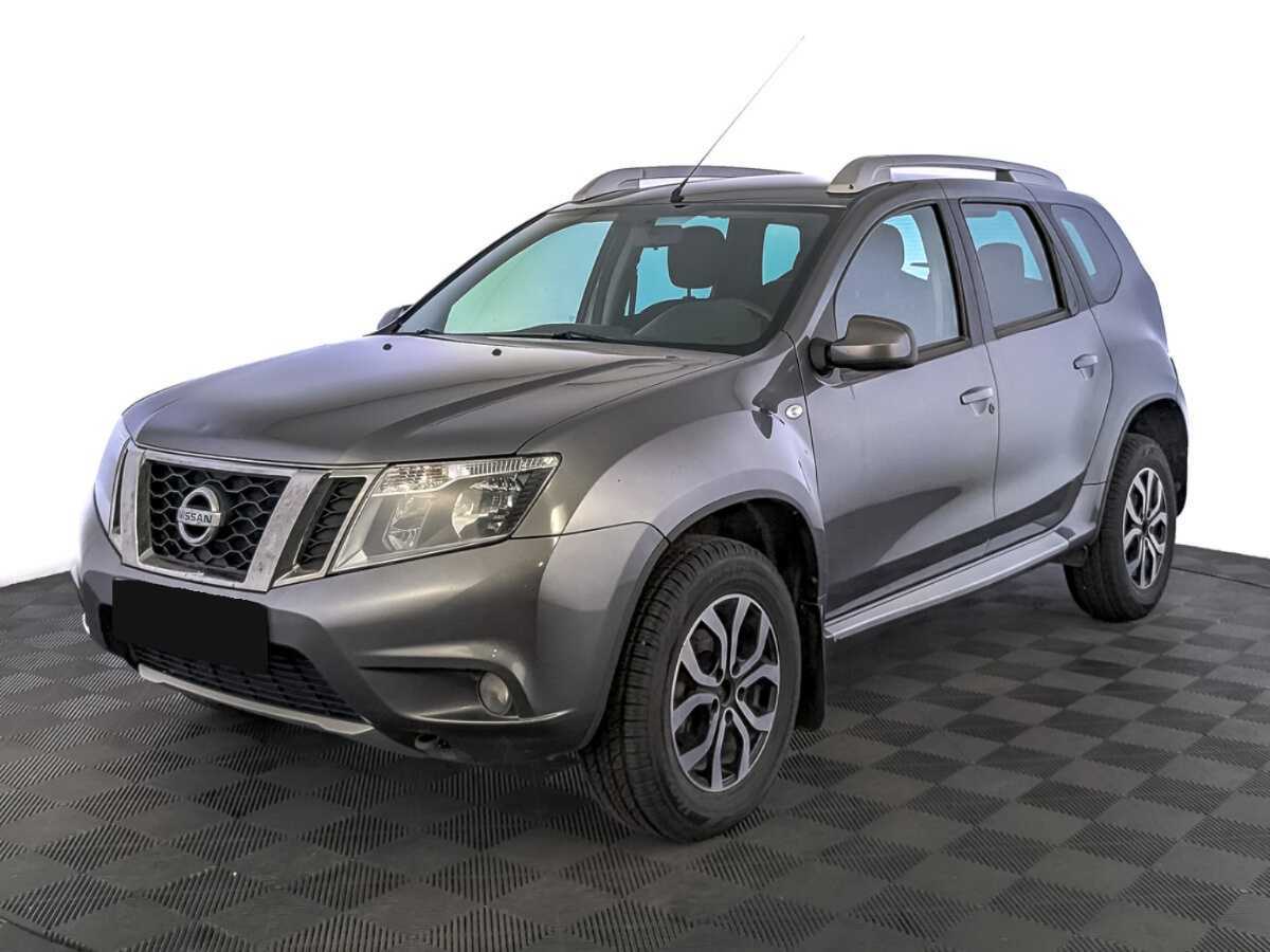 Купить Nissan Terrano с пробегом. Посмотреть фото