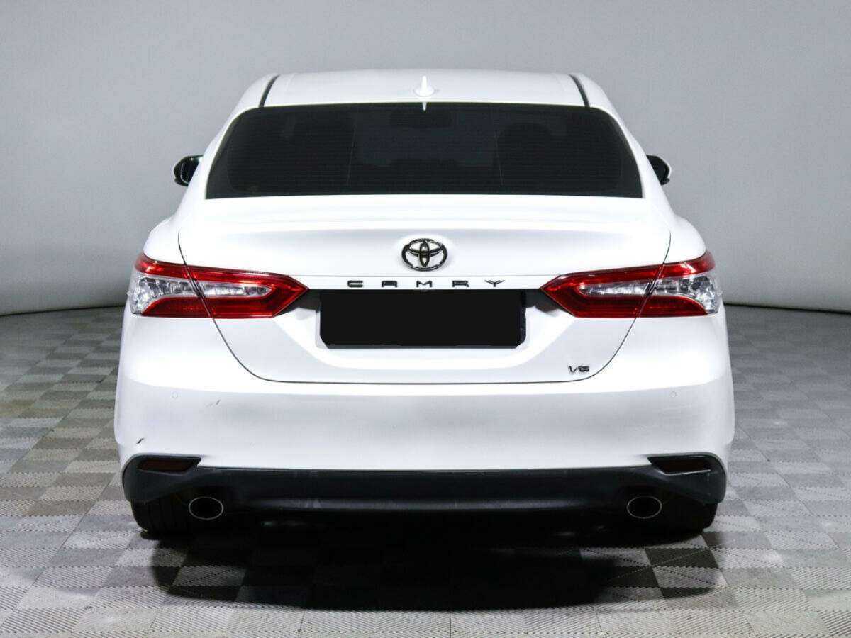 Купить Toyota Camry с пробегом. Фото: #4
