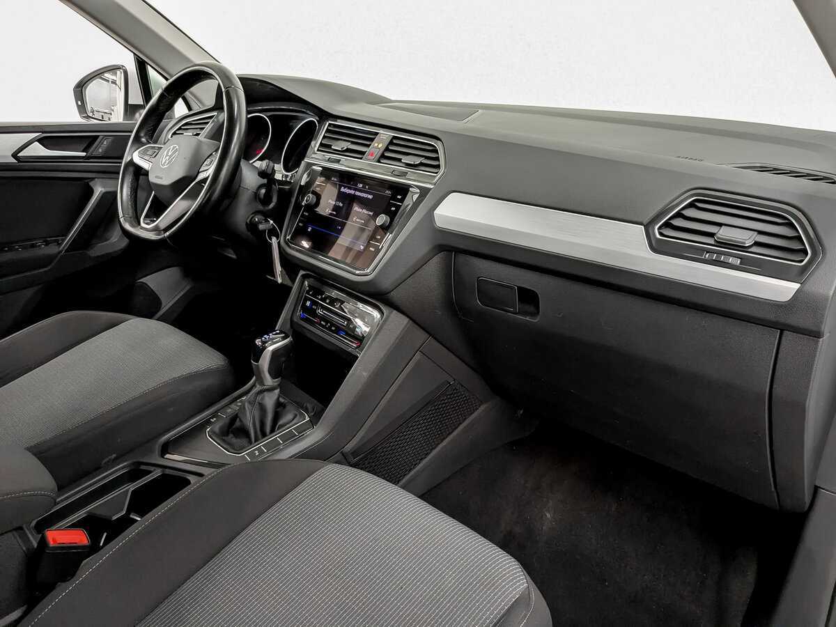 Купить Volkswagen Tiguan с пробегом. Фото: #10