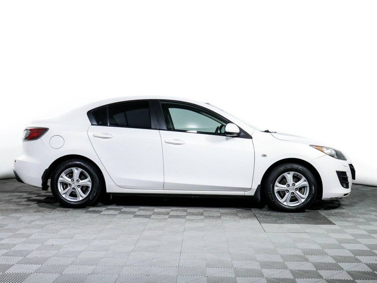 Купить Mazda 3 с пробегом. Фото: #3