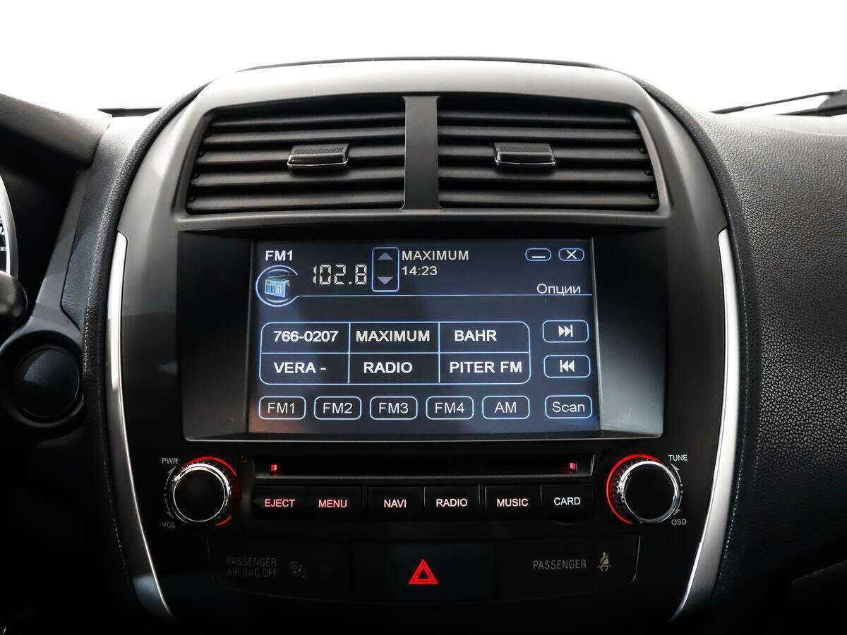 Купить Mitsubishi ASX с пробегом. Фото: #10